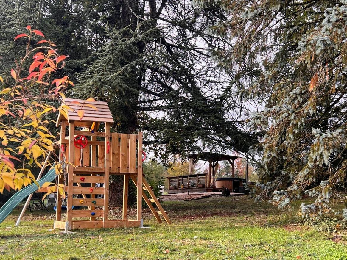 Domaine Le Manoir, Gites De Charme Et De Caractere Avec Piscines Privatisees Et Spa Nordique Fossemagne Kültér fotó
